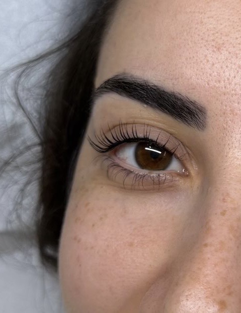 Lash Lifting